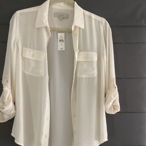 Donating to Goodwill 9/2!  Off White Loft Blouse